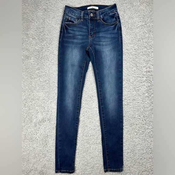 Kancan Jeans Womens 24 Madison Mid Rise Super Skinny Style KC11214D Dark Wash - Picture 1 of 4